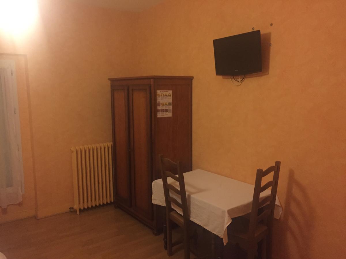 Hotel Restaurant Saint Louis Châteaudun Zewnętrze zdjęcie